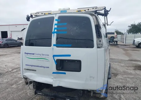 2019 Chevrolet Express 2500 Work Van z USA, uszkodzony, nr VIN 1GCWGAFG1K1343803